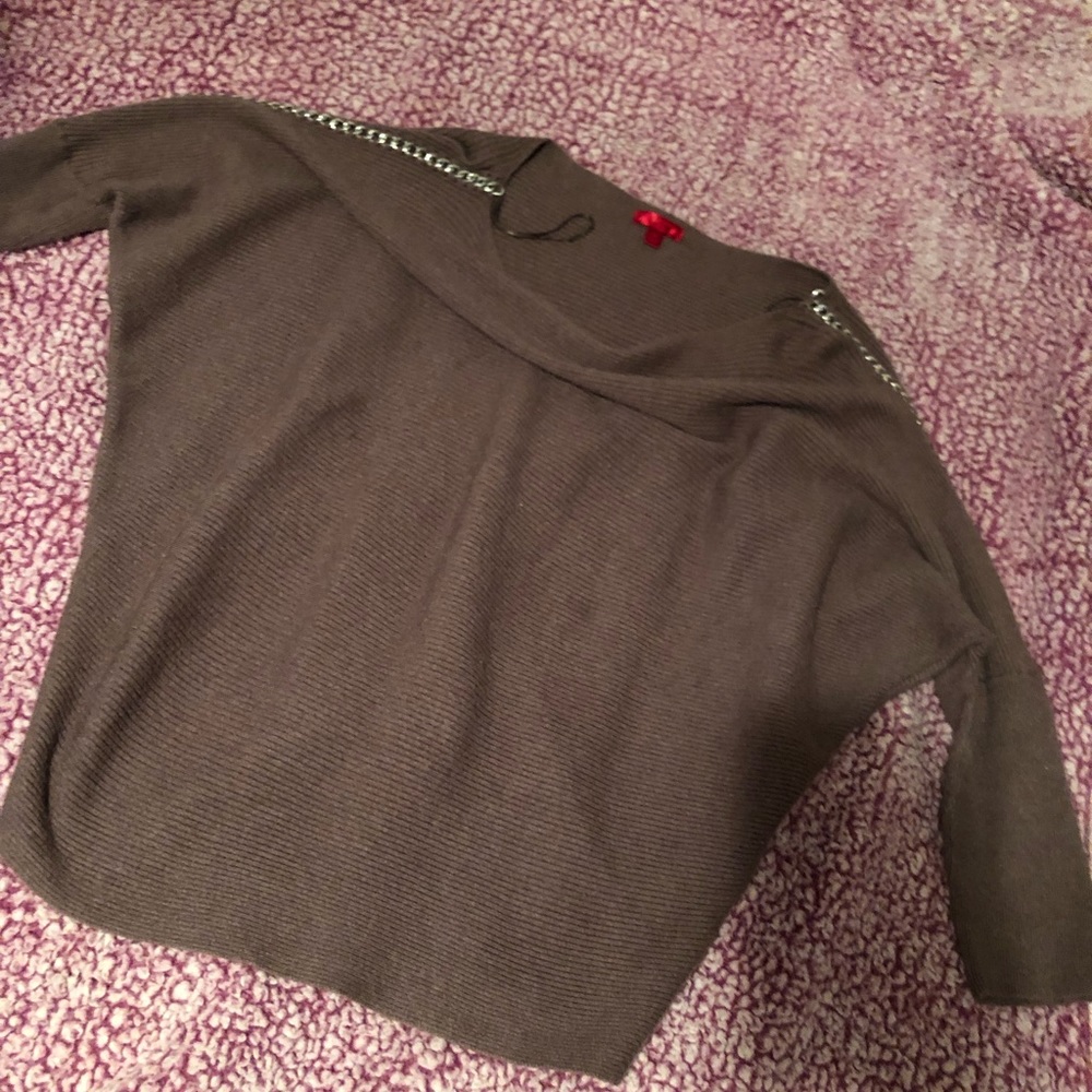Sweater shirt